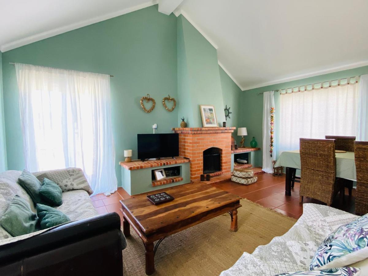A Quinta Da Estrelinha Guest House Quinta de Cavaleiros ภายนอก รูปภาพ